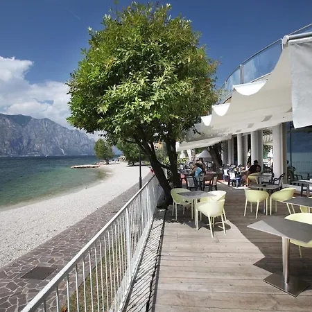 Hotel Ambienthotel Primaluna 3*
