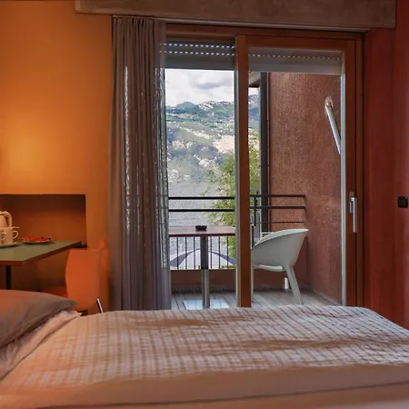 Ambienthotel Primaluna 3* Malcesine