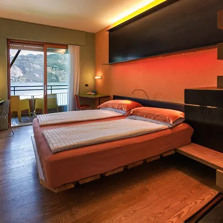Ambienthotel Primaluna Hotel Malcesine
