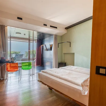 Hotel Ambienthotel Primaluna 3*